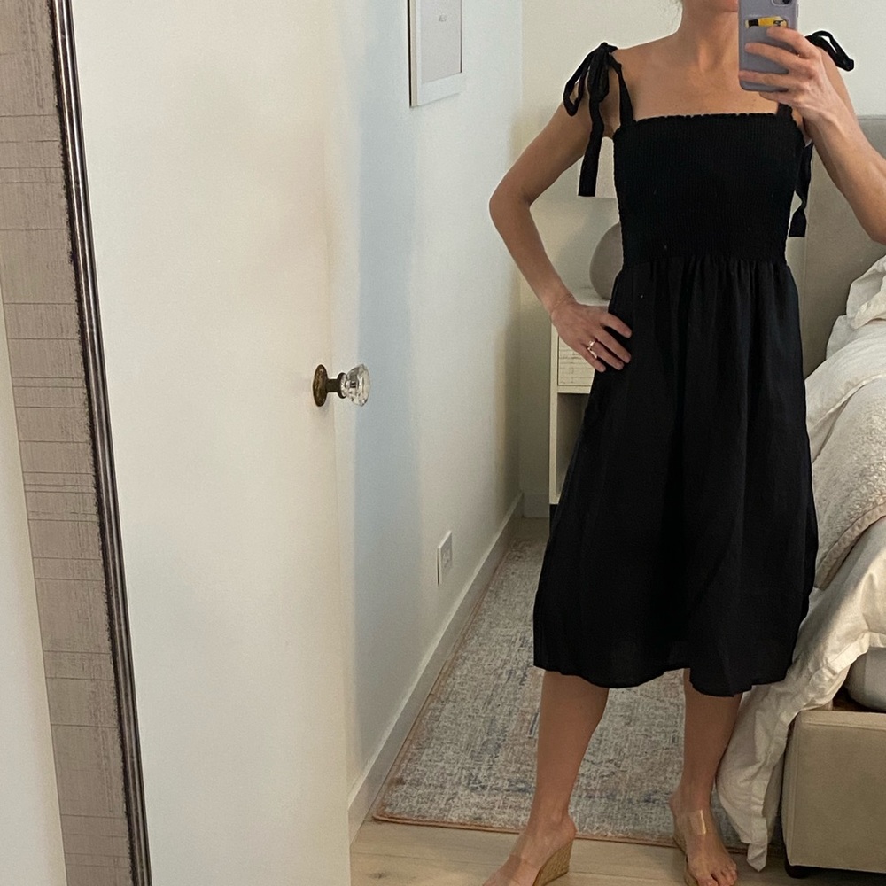 Black linen reformation dress with tie straps. Midi